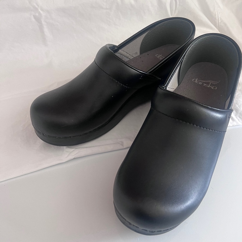 Dansko Professional Clogs, Black Box